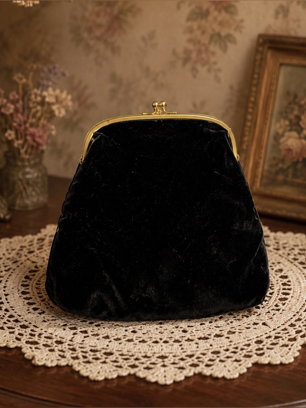 Clutch Ingber Vintage Black Velvet Clutch with Kiss Clasp Handbag Purse
